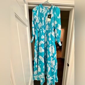Tuckernuck - Turquoise Watercolor floral, lightweight! New with tags!
